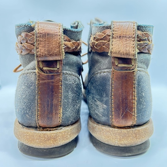 Born Women's Temple II Boot Lace Up Gray and Brown Suede Distressed Bootie SZ 8 - Picture 5 of 14